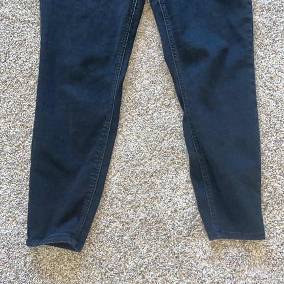 m jeans by maurices™ Cool Comfort Pull On Black Super High Rise Jegging L - Picture 3 of 7